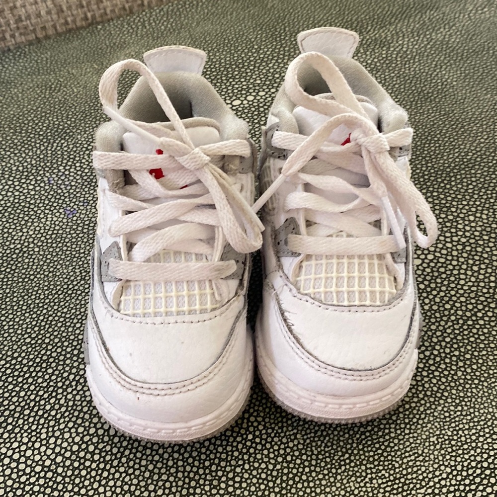 Jordan 4 Retro ‘White Oreo'